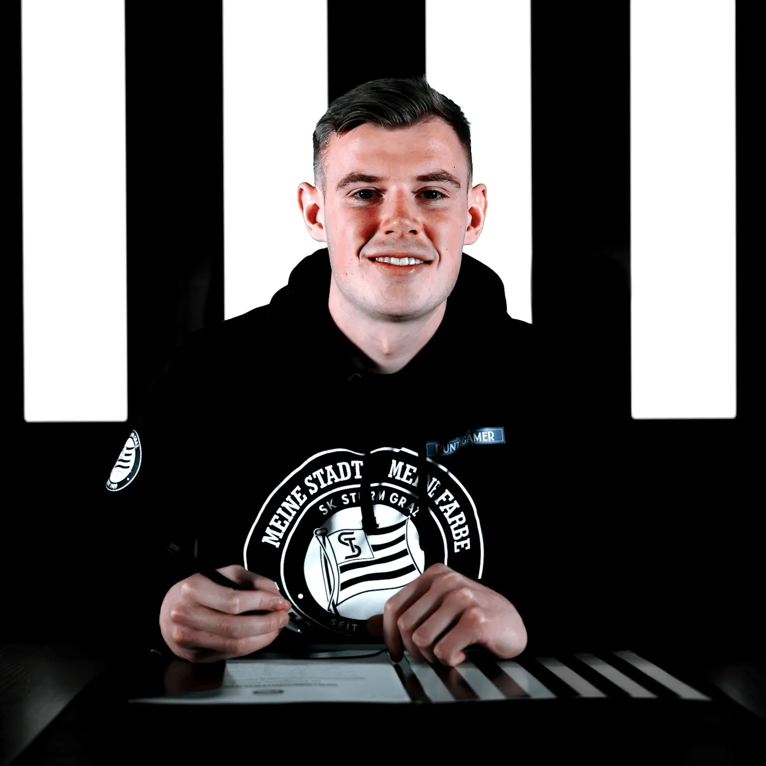 pg电子游戏官网-官方：维拉前锋罗里-威尔逊租借加盟格拉茨风暴，租期半季